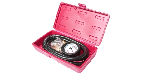 Тестер давления масла с адаптерами в кейсе JTC 1256