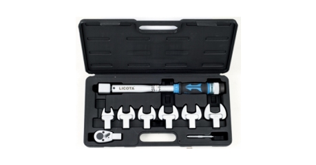 Licota AQC-S002NM Динамометрический ключ в наборе со сменными насадками, 8пр., 15-80Нм