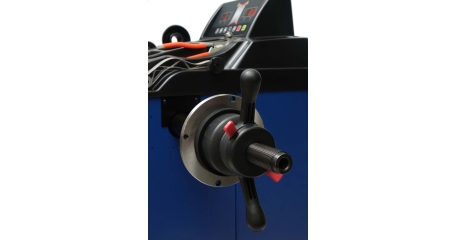 Станок балансировочный ROSSVIK VT-61, 220В