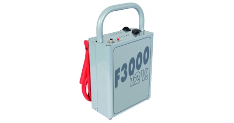 F3000 - портативный бустер, пусковой ток 2000 А, 12 B, 22 А*ч