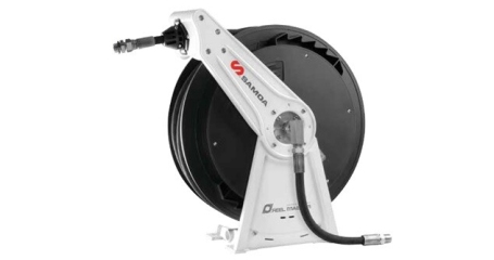 Комплект с насосом для масла 3:1 с катушкой для контейнеров 1000л, монтаж сбоку.